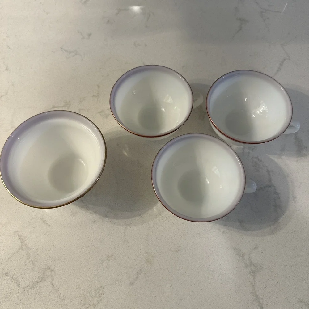 Pyrex usa white